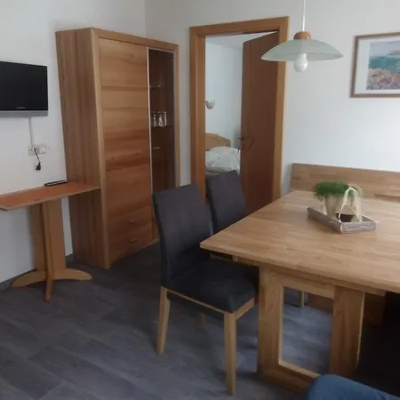 Klara Apartment Galtuer
